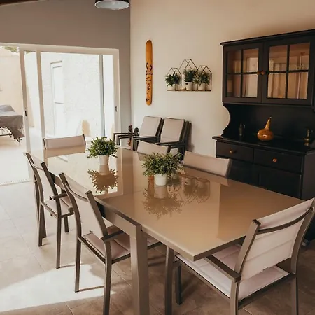 Tumbine Villa Cascais