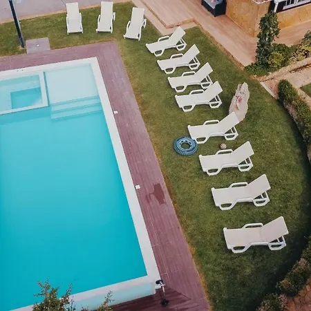 Tumbine Villa *